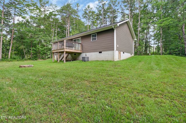 152 Goney Rd, Grimsley, TN 38565