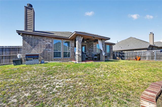1118 Crest Ridge Drive, Glenn Heights, TX 75154