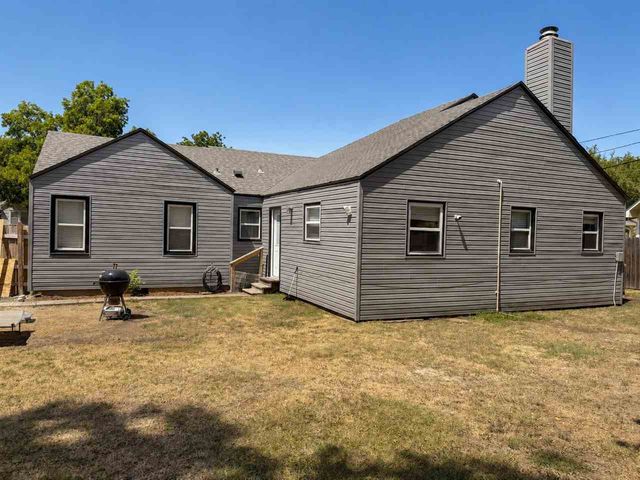 1211 NW Parkview Blvd, Lawton, OK 73507