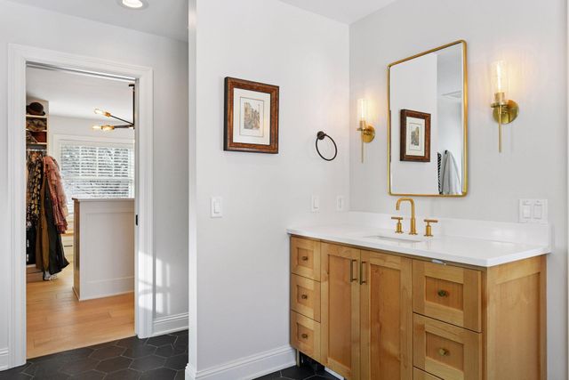 3141 Fairchild Avenue, Wayzata, MN 55391