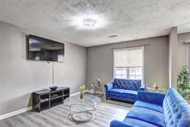 530 Parkway Road, Union City, GA 30291