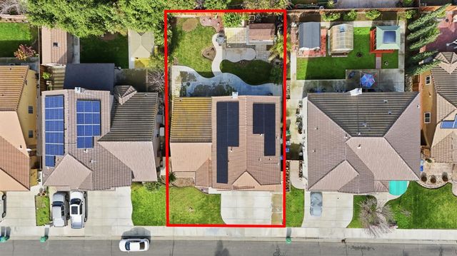 1044 Sandra St, Los Banos, CA 93635