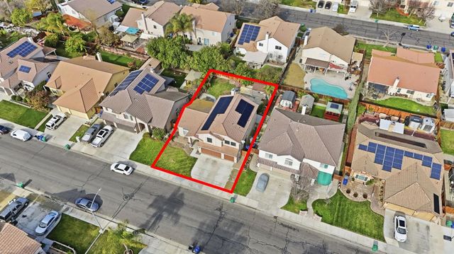 1044 Sandra St, Los Banos, CA 93635