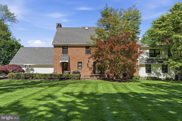 1234 FOREST HILL DR, Ambler, PA 19002