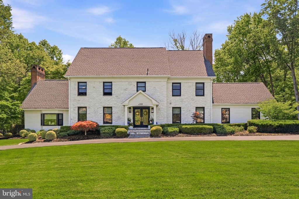 1234 FOREST HILL DR, Ambler, PA 19002