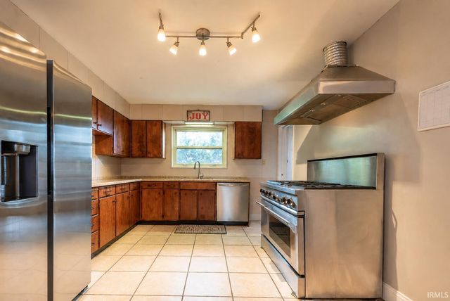 120 E Dixie Street, Bloomington, IN 47401