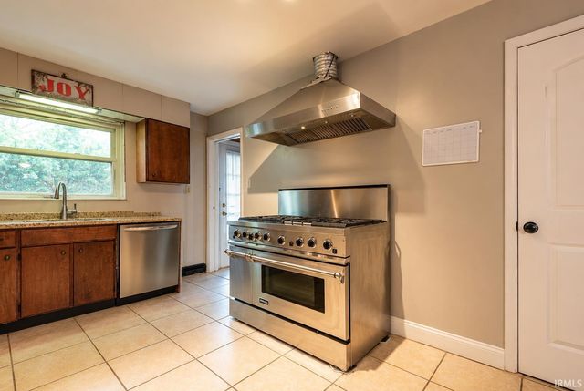120 E Dixie Street, Bloomington, IN 47401