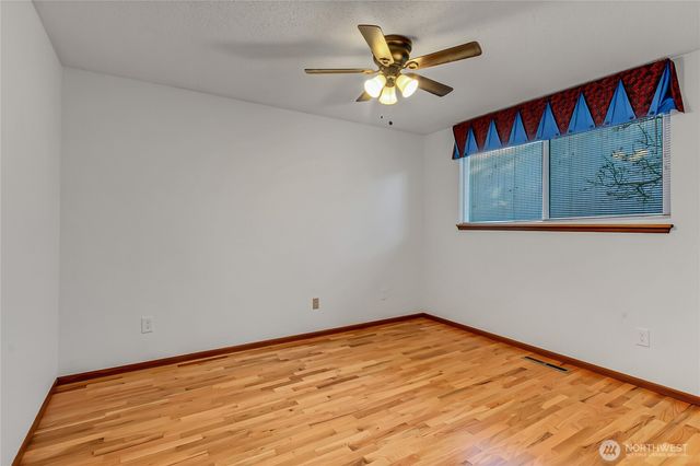 5218 S 11th St, Tacoma, WA 98465