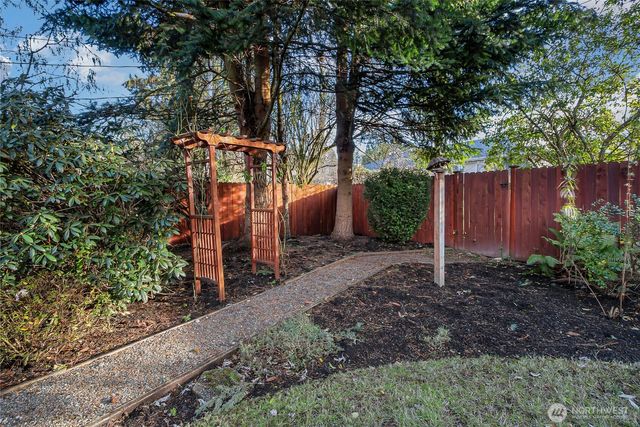 5218 S 11th St, Tacoma, WA 98465