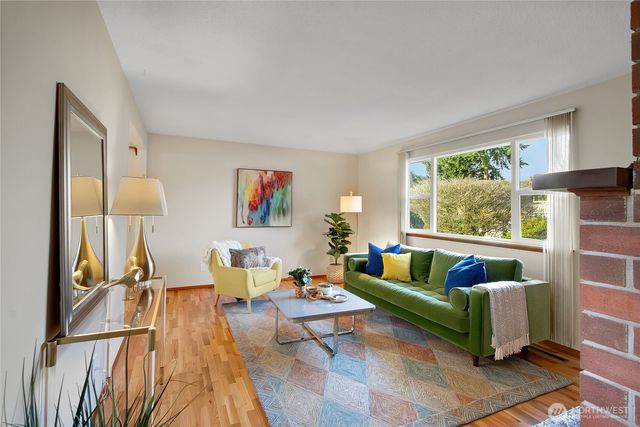 5218 S 11th St, Tacoma, WA 98465