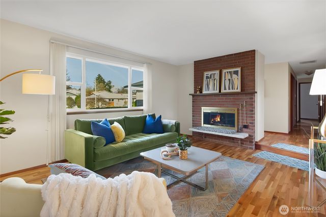 5218 S 11th St, Tacoma, WA 98465