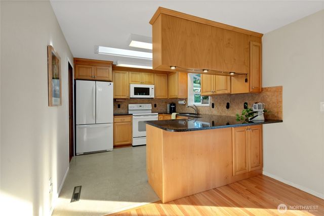 5218 S 11th St, Tacoma, WA 98465