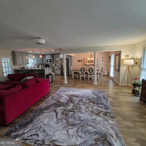 930 Hill Place, Macon, GA 31210