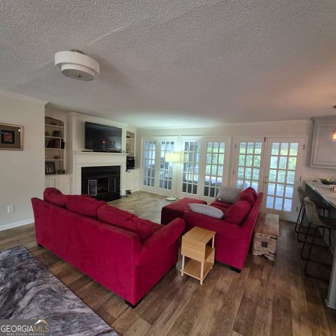 930 Hill Place, Macon, GA 31210