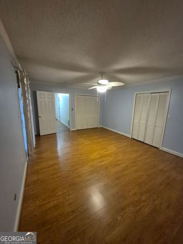 930 Hill Place, Macon, GA 31210