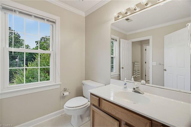 520 Barrett Road, Winston-salem, NC 27104