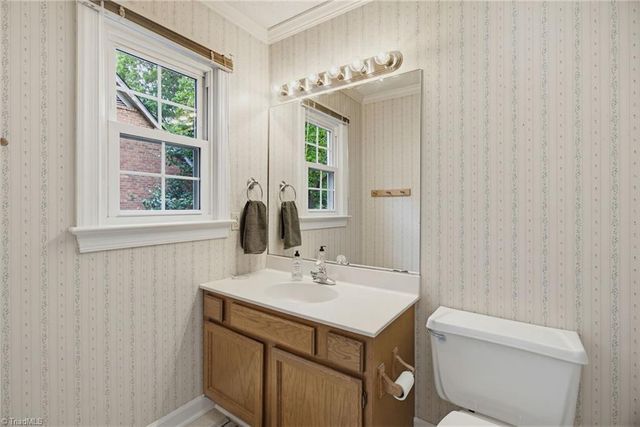 520 Barrett Road, Winston-salem, NC 27104