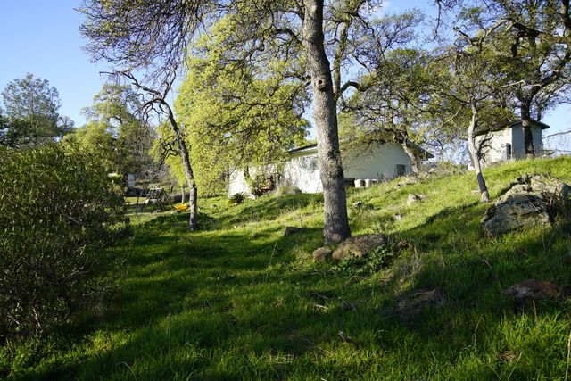 7326 Nugget Trl, Smartsville, CA 95977