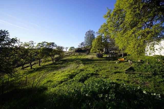 7326 Nugget Trl, Smartsville, CA 95977