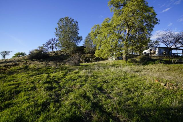 7326 Nugget Trl, Smartsville, CA 95977