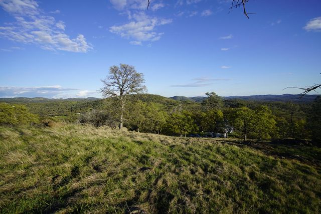 7326 Nugget Trl, Smartsville, CA 95977