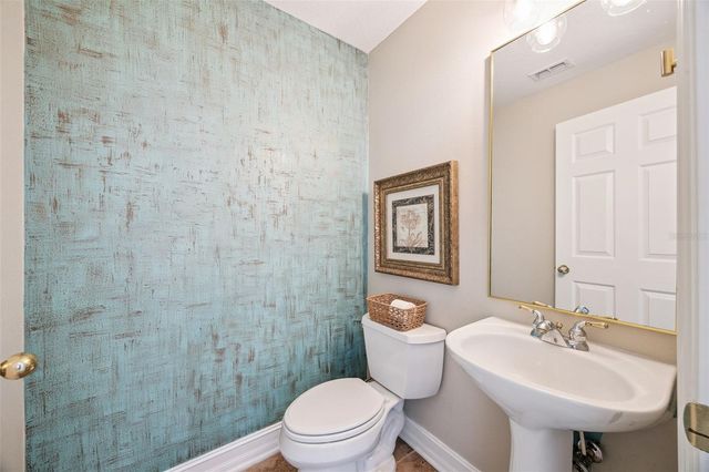 2419 ANTLIA DRIVE, Orlando, FL 32828