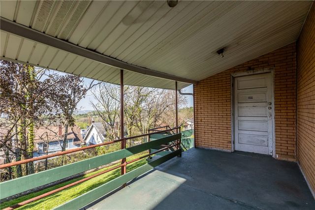 31 Perryview Avenue, Brighton Heights, PA 15214