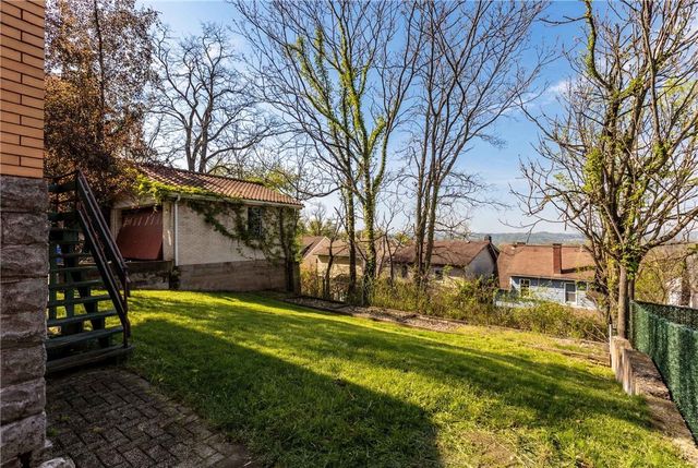 31 Perryview Avenue, Brighton Heights, PA 15214