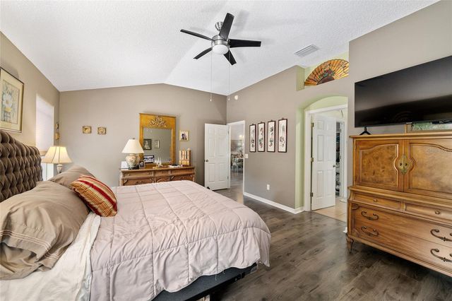 1311 OPORTO DRIVE, The Villages, FL 32162