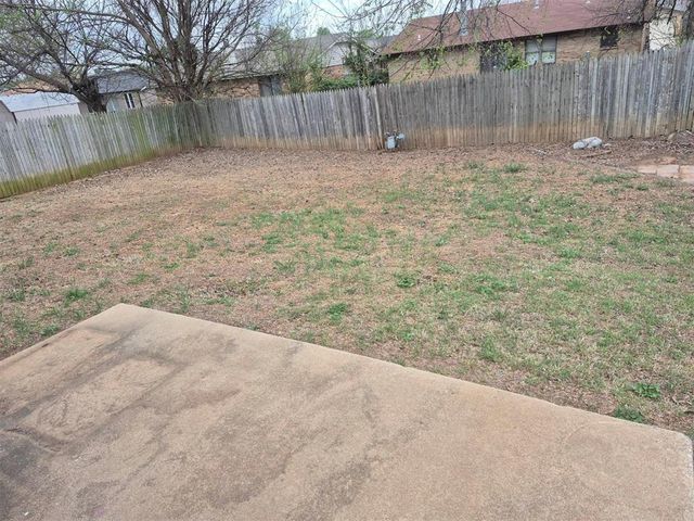 2005 Eastridge Place, Oklahoma City, OK 73141