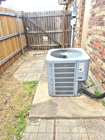 2005 Eastridge Place, Oklahoma City, OK 73141