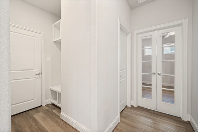 137 Glenwood Drive, Oak Point, TX 75068