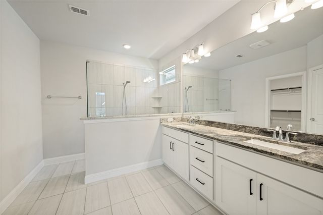 137 Glenwood Drive, Oak Point, TX 75068