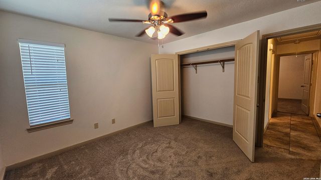 129 RAPIDS CIR, Bandera, TX 78003