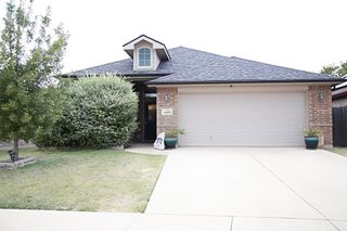 2428 Wakecrest Drive, Fort Worth, TX 76108