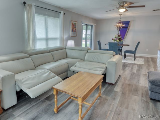 85 Golfview Drive, Homosassa, FL 34446