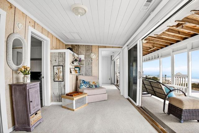 472 Myrtle Ave., Pawleys Island, SC 29585