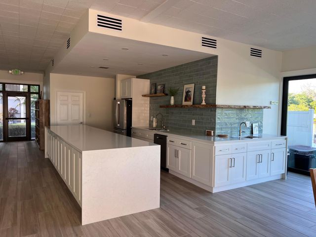 1627 Riverview Road 811, Deerfield Beach, FL 33441