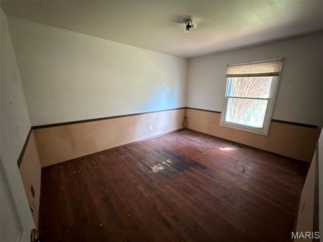 1525 Moonlight Drive, Ferguson, MO 63135
