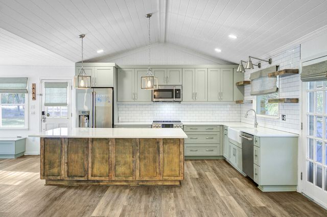 201 Welles Lane, Walterboro, SC 29488