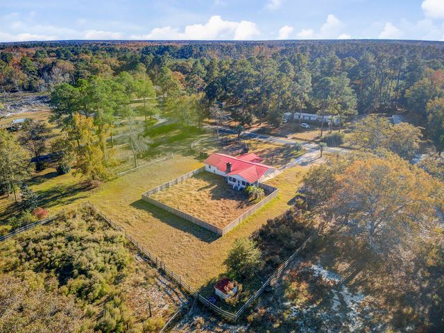 201 Welles Lane, Walterboro, SC 29488