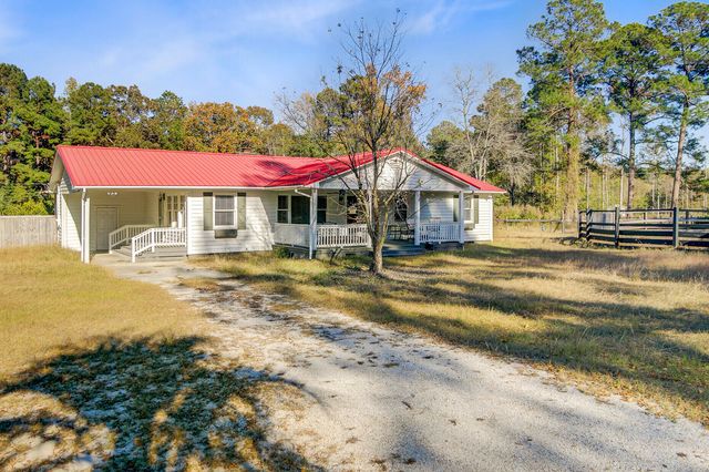 201 Welles Lane, Walterboro, SC 29488