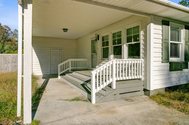 201 Welles Lane, Walterboro, SC 29488