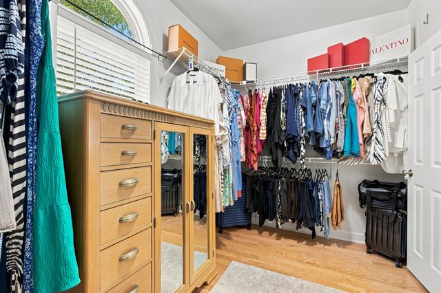 2813 Schoolside St, Murfreesboro, TN 37128
