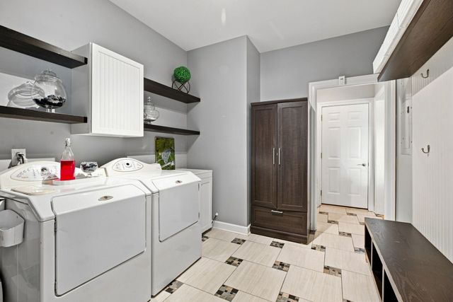 2813 Schoolside St, Murfreesboro, TN 37128