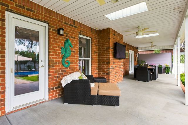 2813 Schoolside St, Murfreesboro, TN 37128