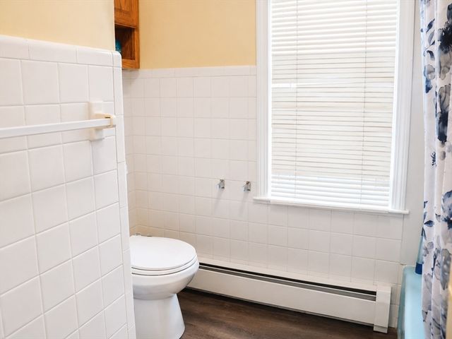 55 Harwood St, Lynn, MA 01904