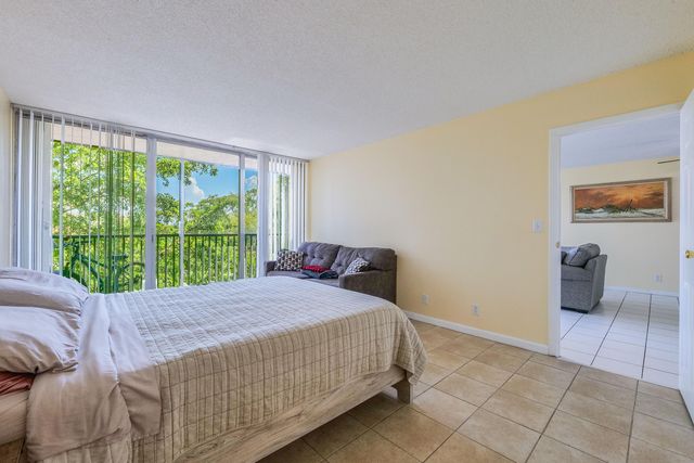 3771 Environ Boulevard 550, Lauderhill, FL 33319