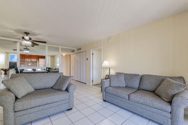 3771 Environ Boulevard 550, Lauderhill, FL 33319