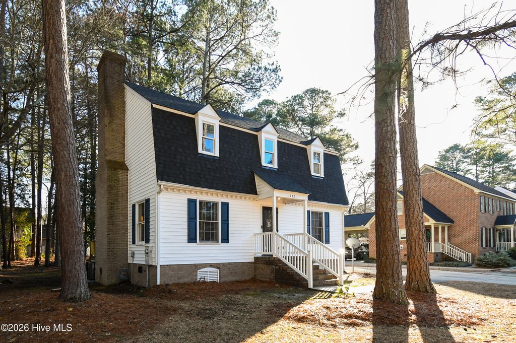 1705 Parkway Street W, Wilson, NC 27893